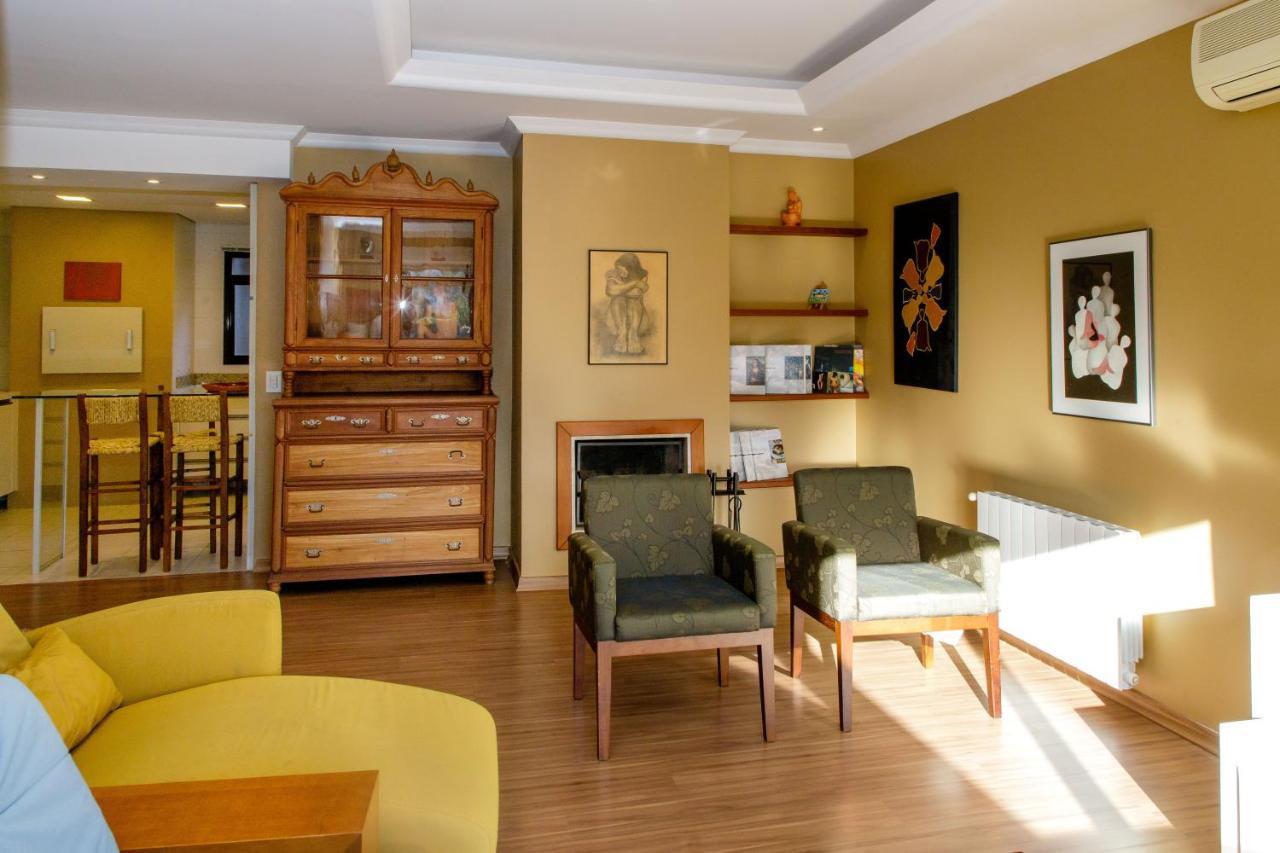 Apartamento Super Agradavel No Centro De Gramado Exterior foto